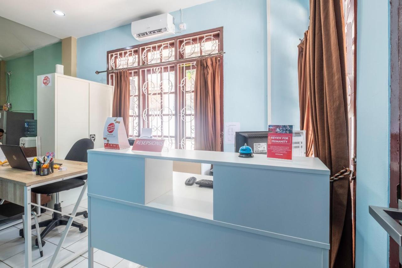 Super Oyo 1568 Stasiun Ka Cirebon Guest House Buitenkant foto